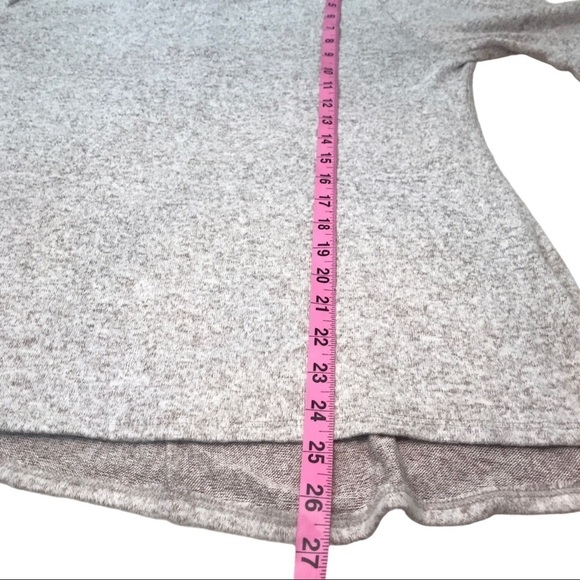 sweater | 3 Tiered Ruffle Sleeves | top| Size M - Picture 12 of 13